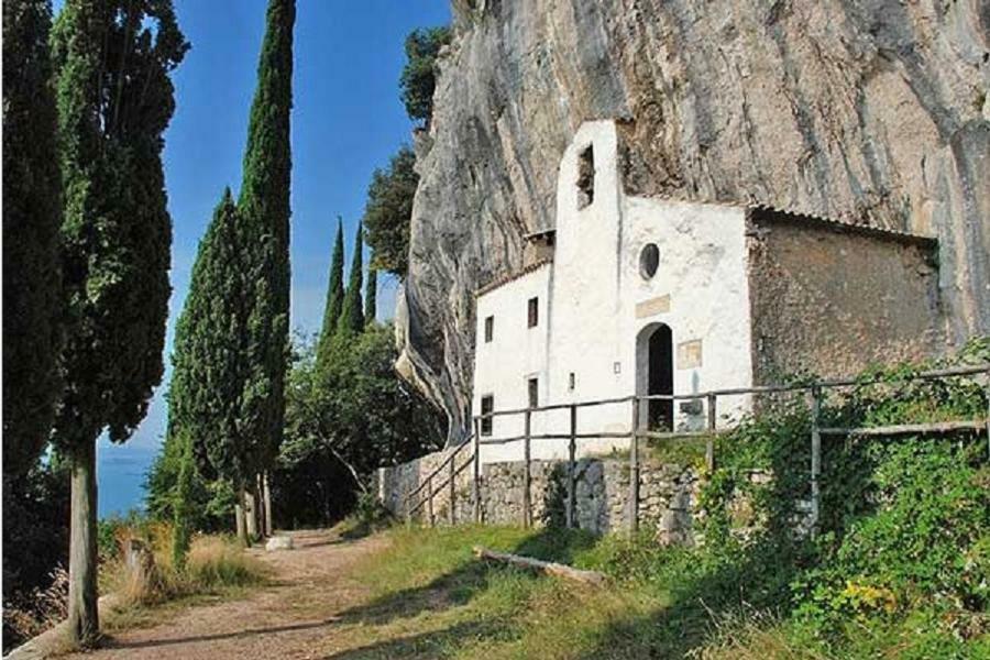 Appartamenti Serena - Nonna Agnese Gargnano Extérieur photo